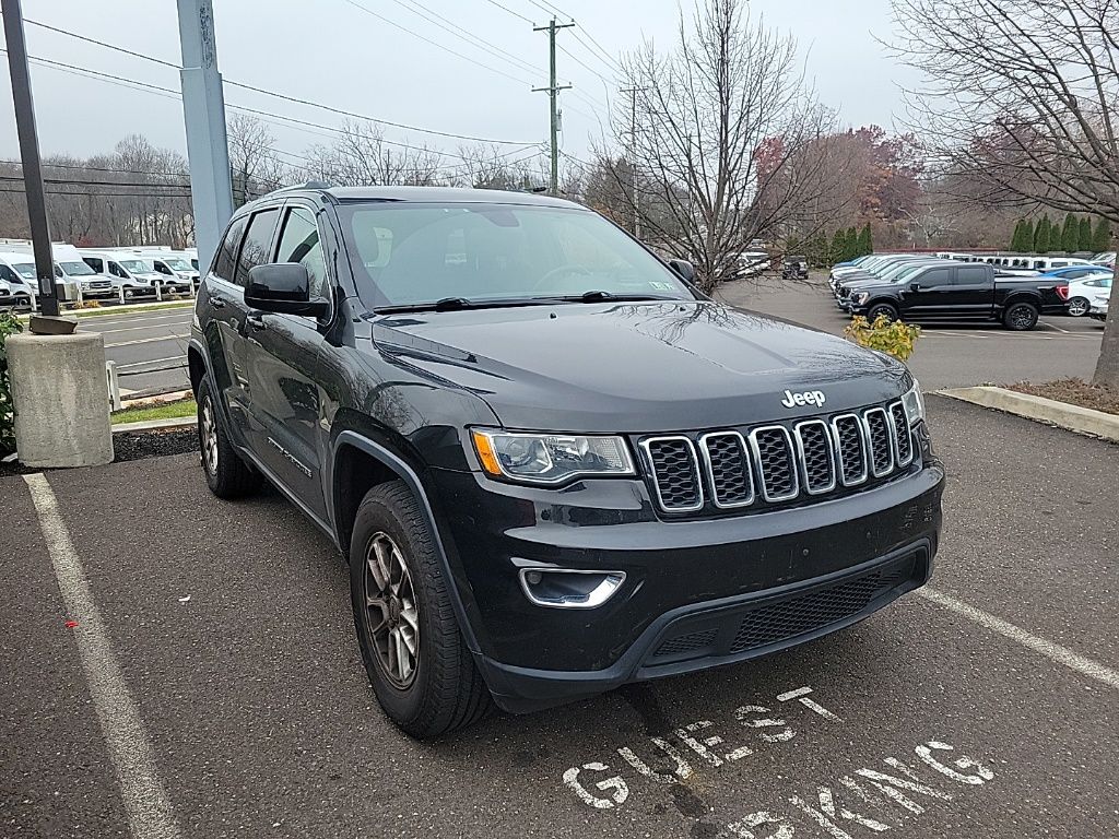 2018 Jeep Grand Cherokee Laredo E photo 2