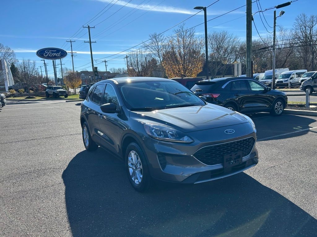 Certified 2022 Ford Escape SE AWD SUV