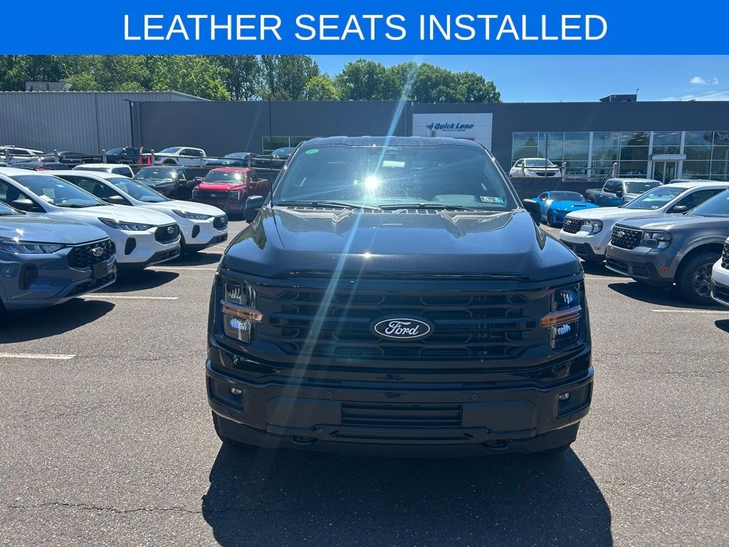New 2026 Ford F-150 XLT 5.0L V-8 w/ Black Appearance Pkg Custom Truck