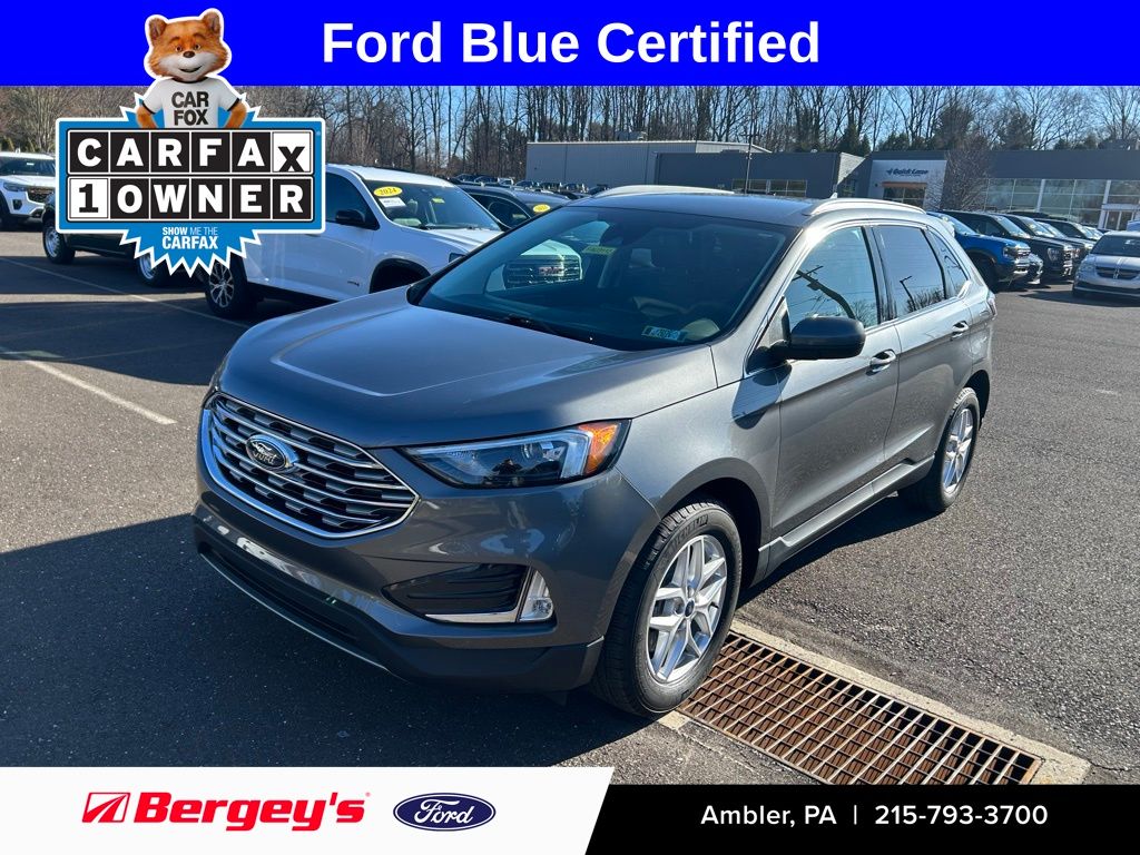 2022 Ford Edge SEL's photo