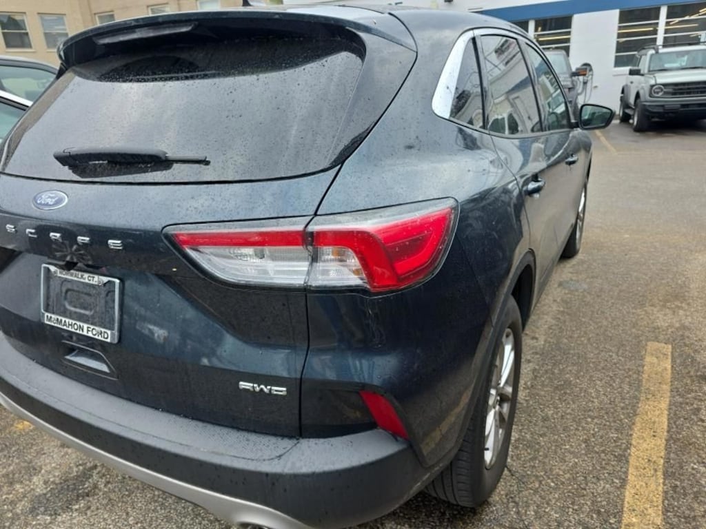 Used 2022 Ford Escape SE SUV