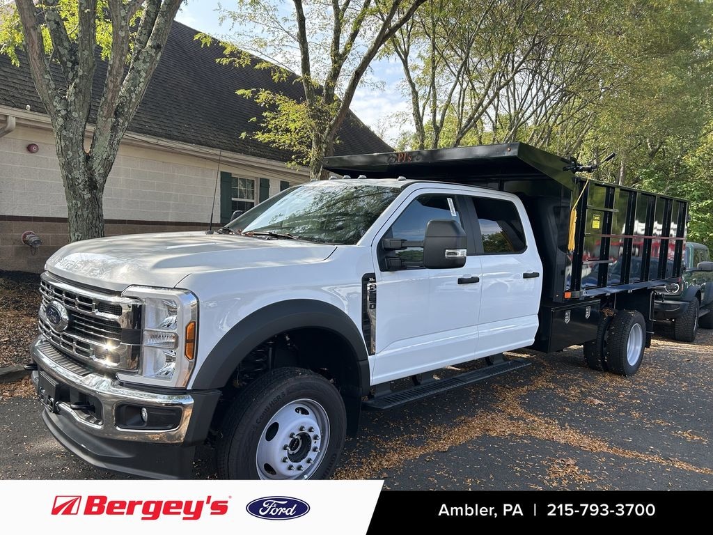 New 2025 Ford F-550SD XL 4X4 Crew Cab with Dump body Chassis