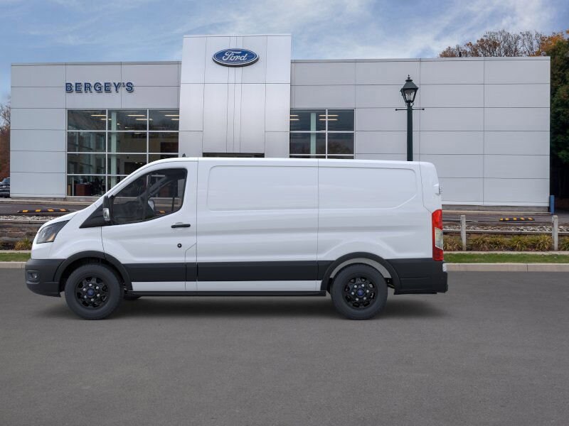 2025 Ford Transit photo 2