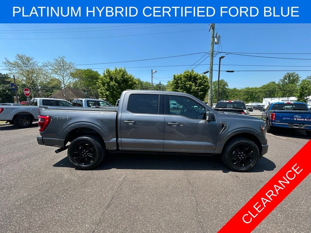 Certified 2022 Ford F-150 Platinum Hybrid with a Moonroof Truck