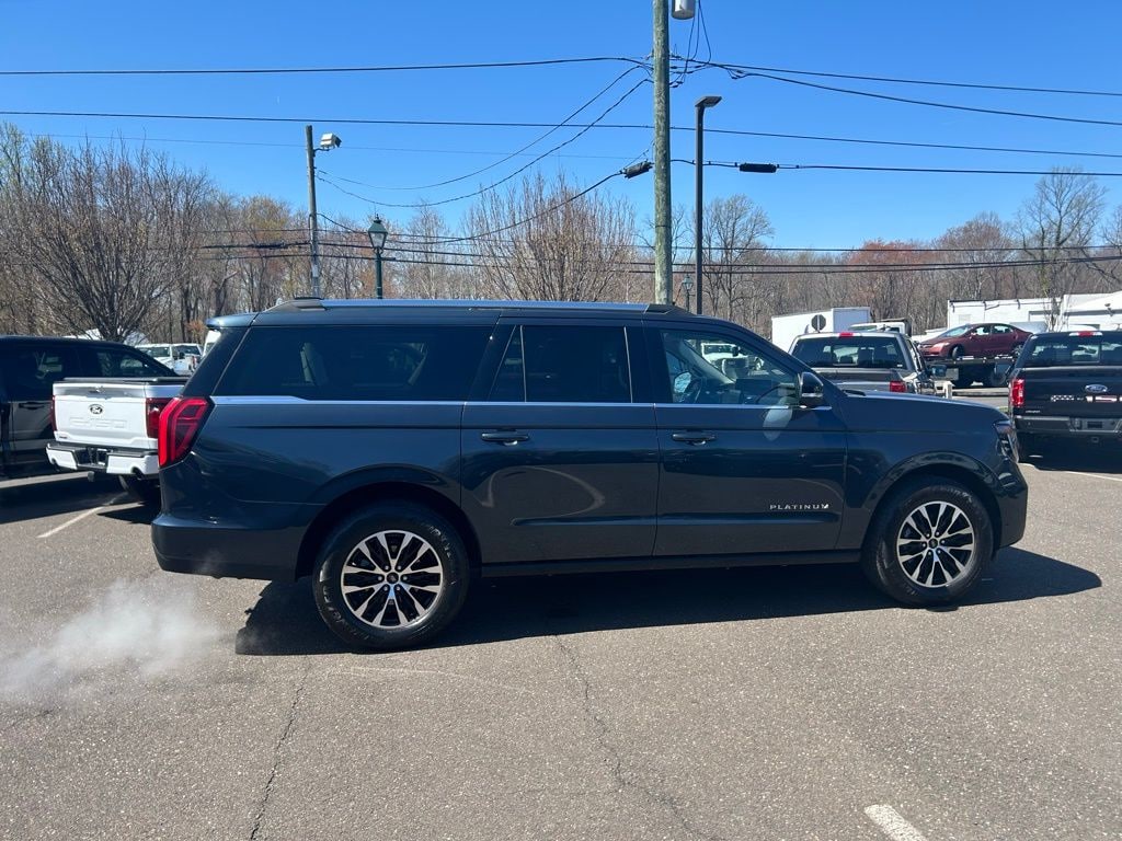 Certified 2025 Ford Expedition Max Platinum with a Moonroof SUV
