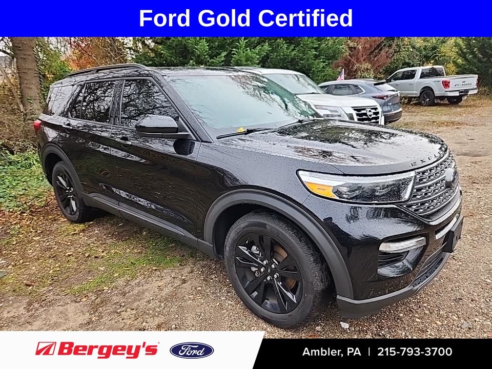 2022 Ford Explorer XLT's photo