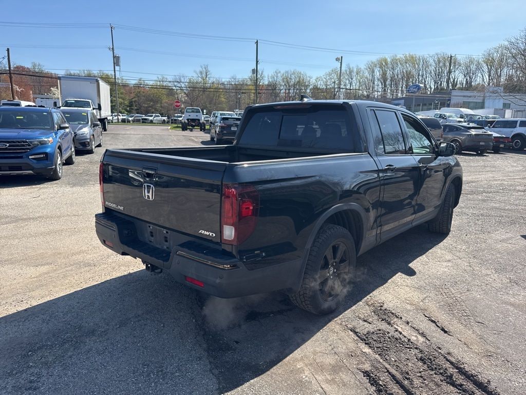 Used 2018 Honda Ridgeline Black Edition with a Moonroof Truck