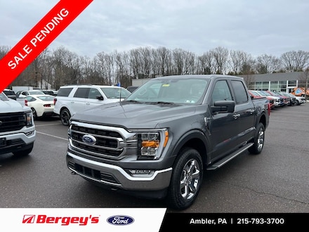 2023 Ford F-150 XLT 2.7L with Moonroof Truck
