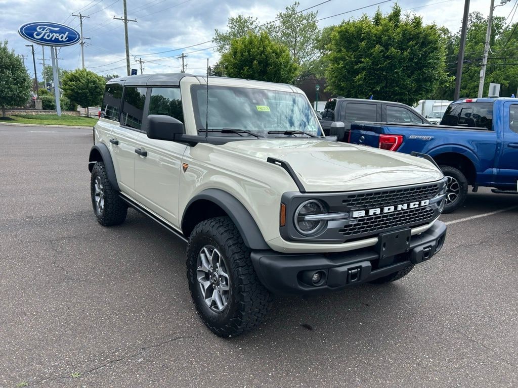 Certified 2025 Ford Bronco Badlands Hardtop with V6 SUV