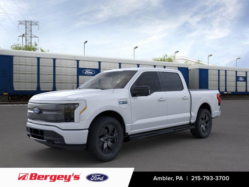 2025 Ford F-150 Lightning Flash's photo
