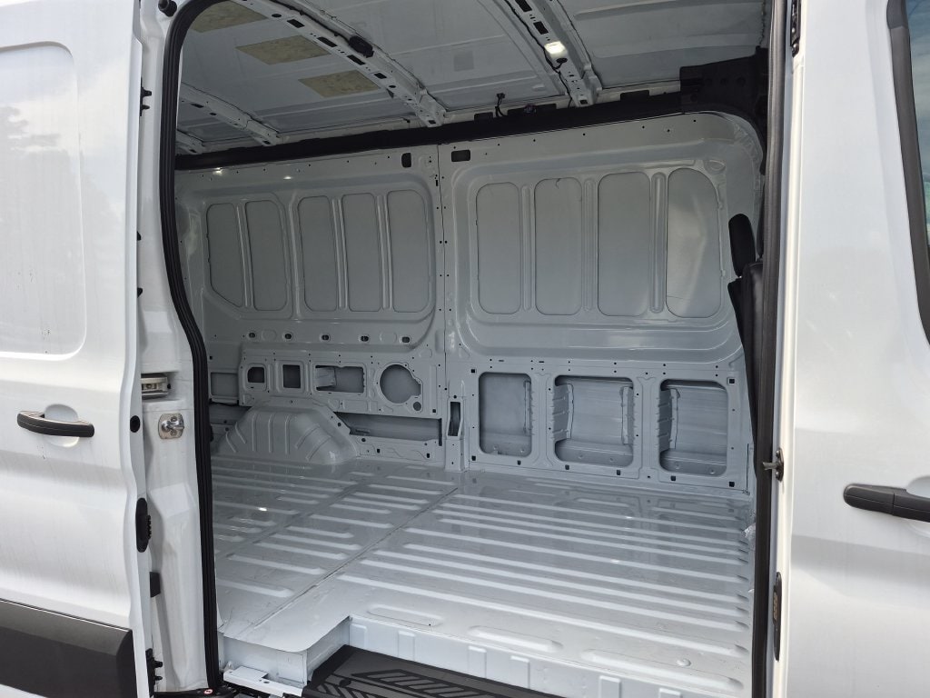 2026 Ford Transit Van Base - Photo 24