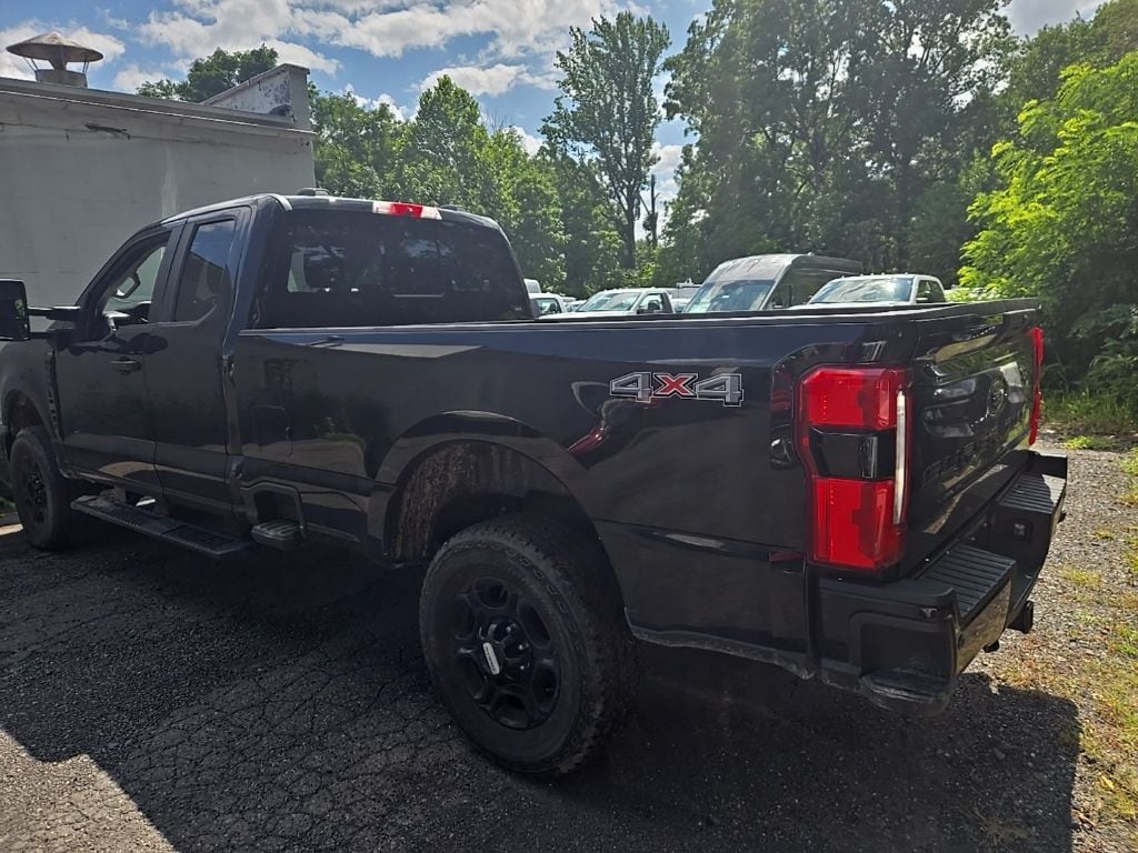 Used 2024 Ford F-250SD XL Truck