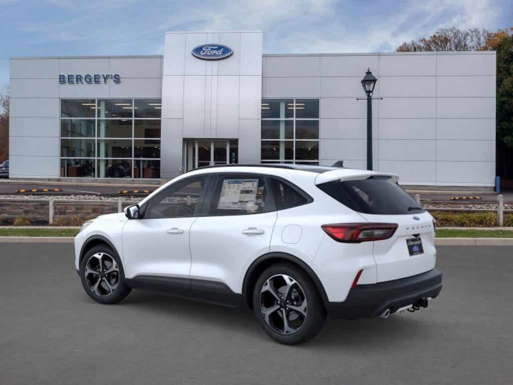 New 2025 Ford Escape ST-Line Select AWD with Moonroof & Tech Package SUV