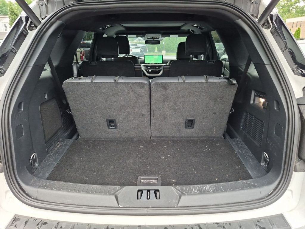 2026 Ford Explorer Tremor - Photo 23