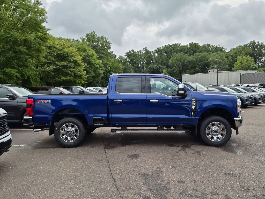 New 2026 Ford F-350SD Lariat Truck