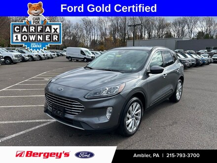 2022 Ford Escape Titanium Elite with Moonroof SUV