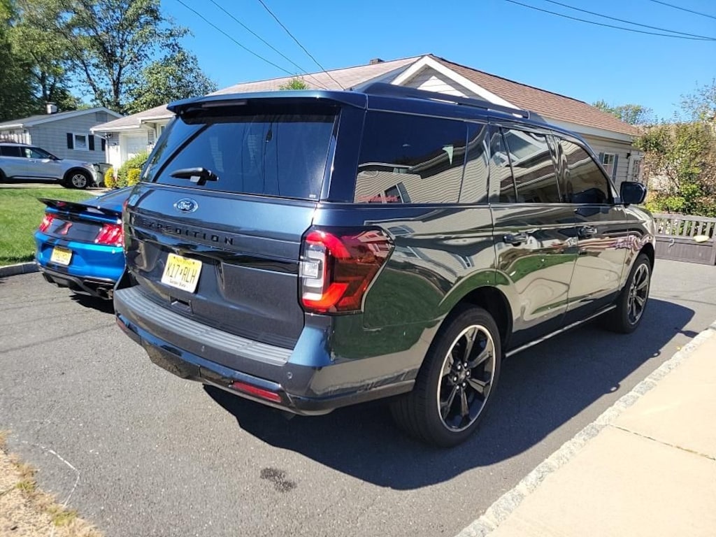 Certified 2022 Ford Expedition Limited SUV