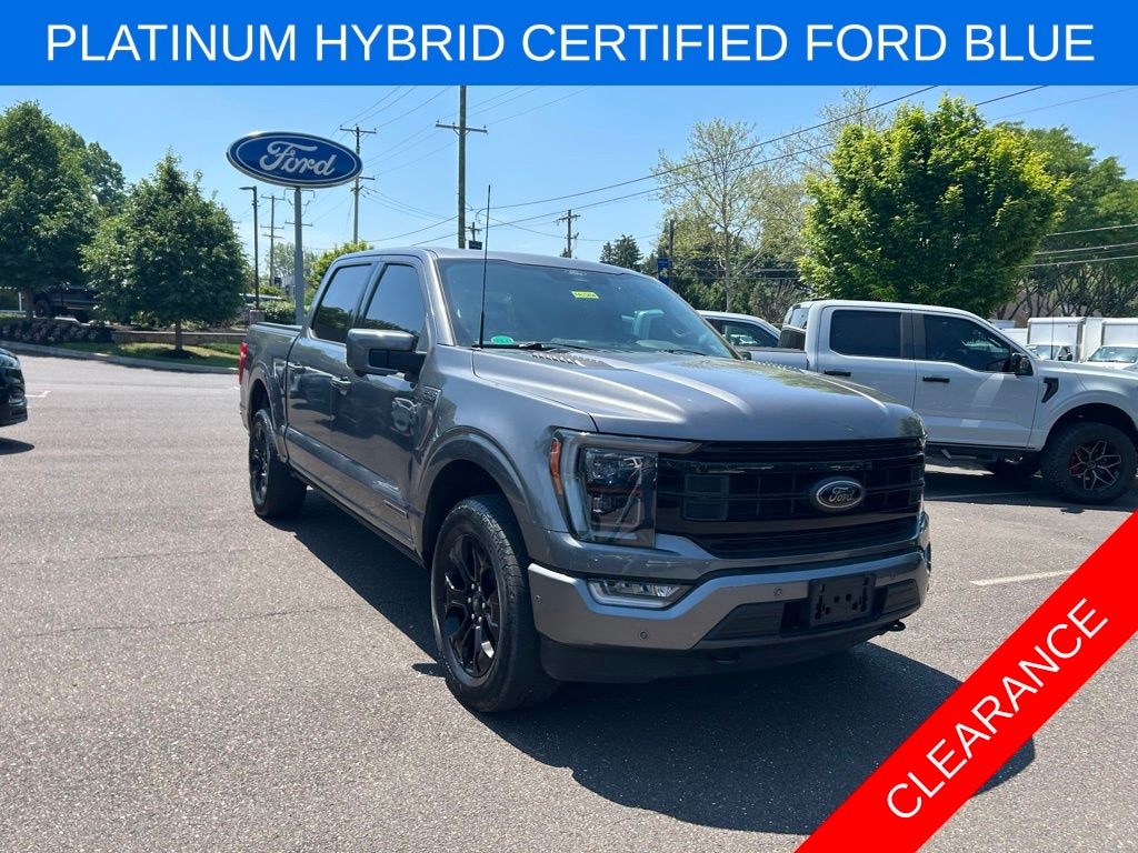 Certified 2022 Ford F-150 Platinum Hybrid with a Moonroof Truck