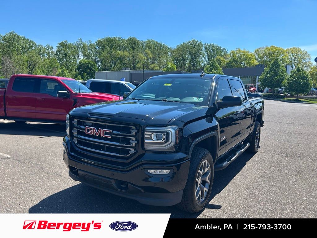 2017 GMC Sierra 4WD Crew Cab Short Box SLT's photo