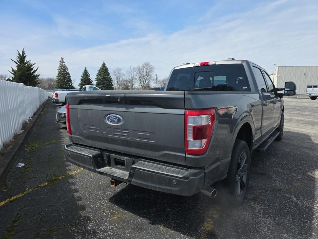 Used 2023 Ford F-150 Lariat 5.0L V8 6.5 foot Bed with Moonroof Truck