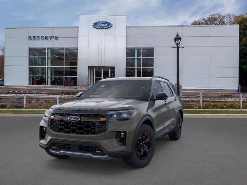 2026 Ford Explorer photo 2