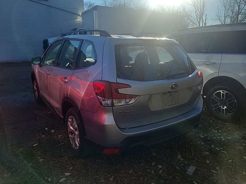 2019 Subaru Forester Base photo 3