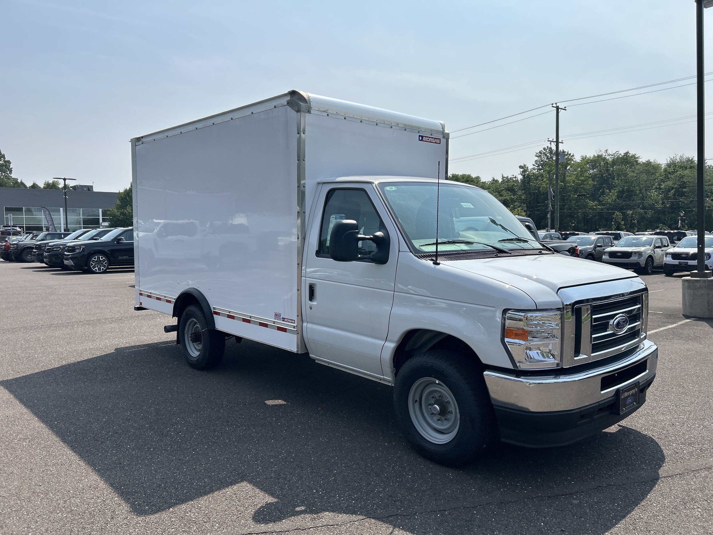 2025 Ford E-350 Base photo 3