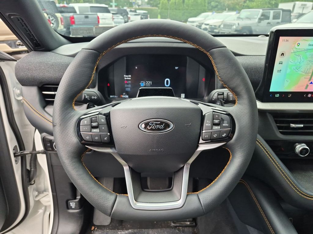 2026 Ford Explorer Tremor - Photo 14