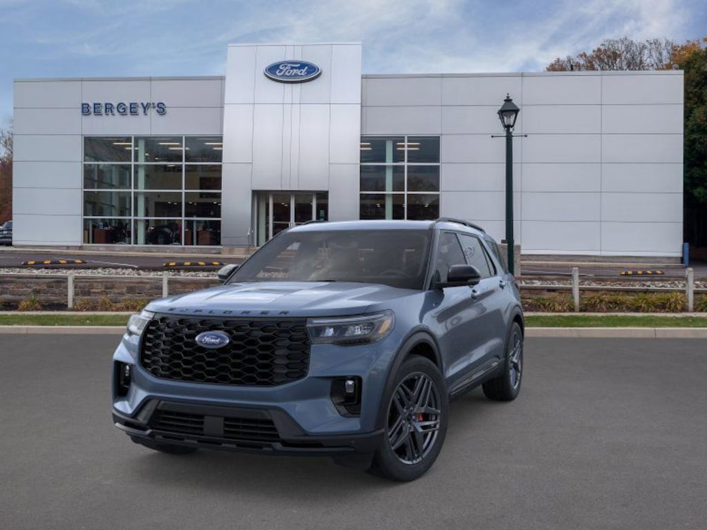 New 2026 Ford Explorer ST-Line Street Pack with Moonroof SUV