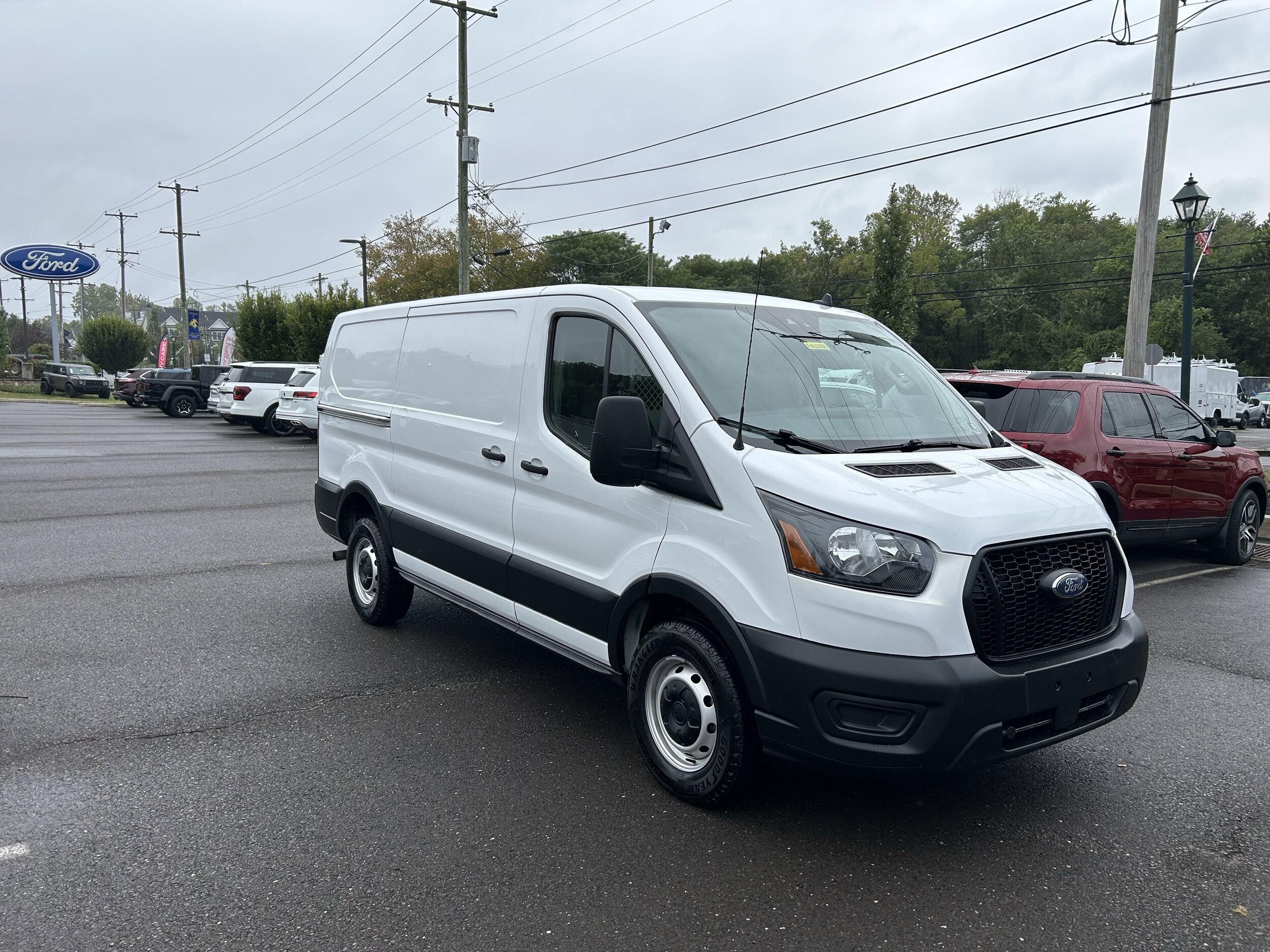 2022 Ford Transit Cargo Van photo 3