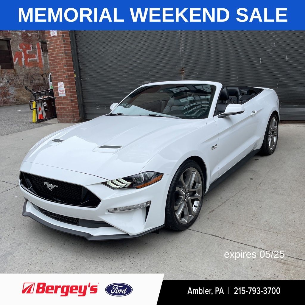 2018 Ford Mustang GT Convertible Premium's photo