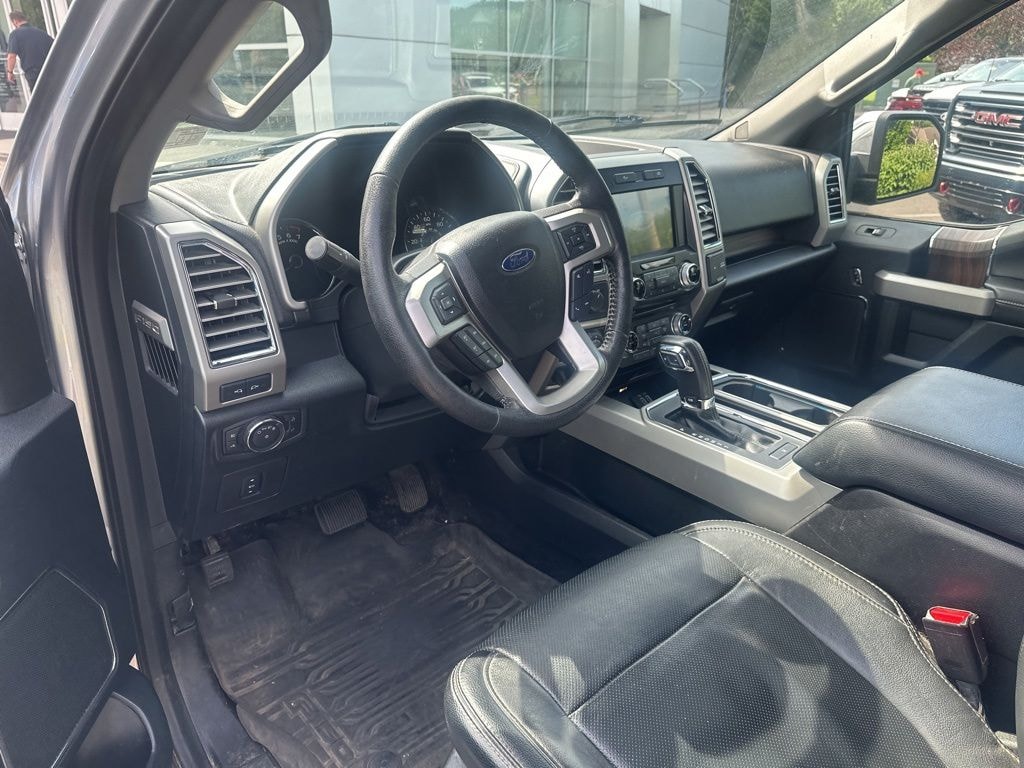 Used 2016 Ford F-150 Lariat Truck