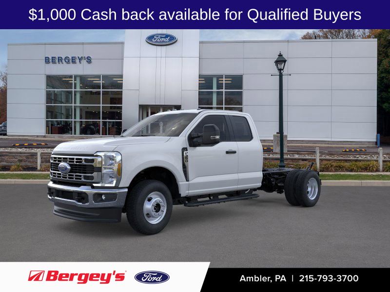 2026 Ford F-350 Super Duty Chassis Cab