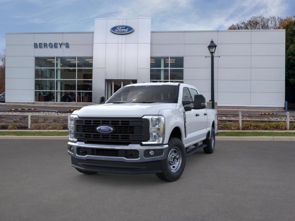 New 2026 Ford F-250SD XL 4WD 6.8L Truck