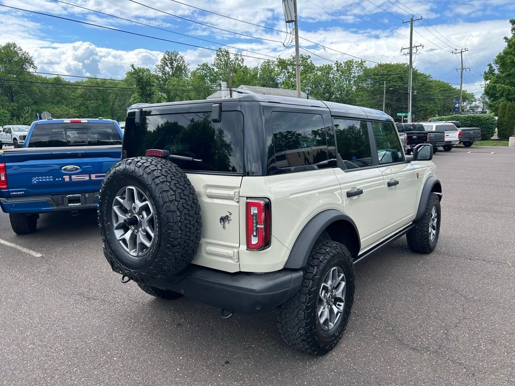 Certified 2025 Ford Bronco Badlands Hardtop with V6 SUV