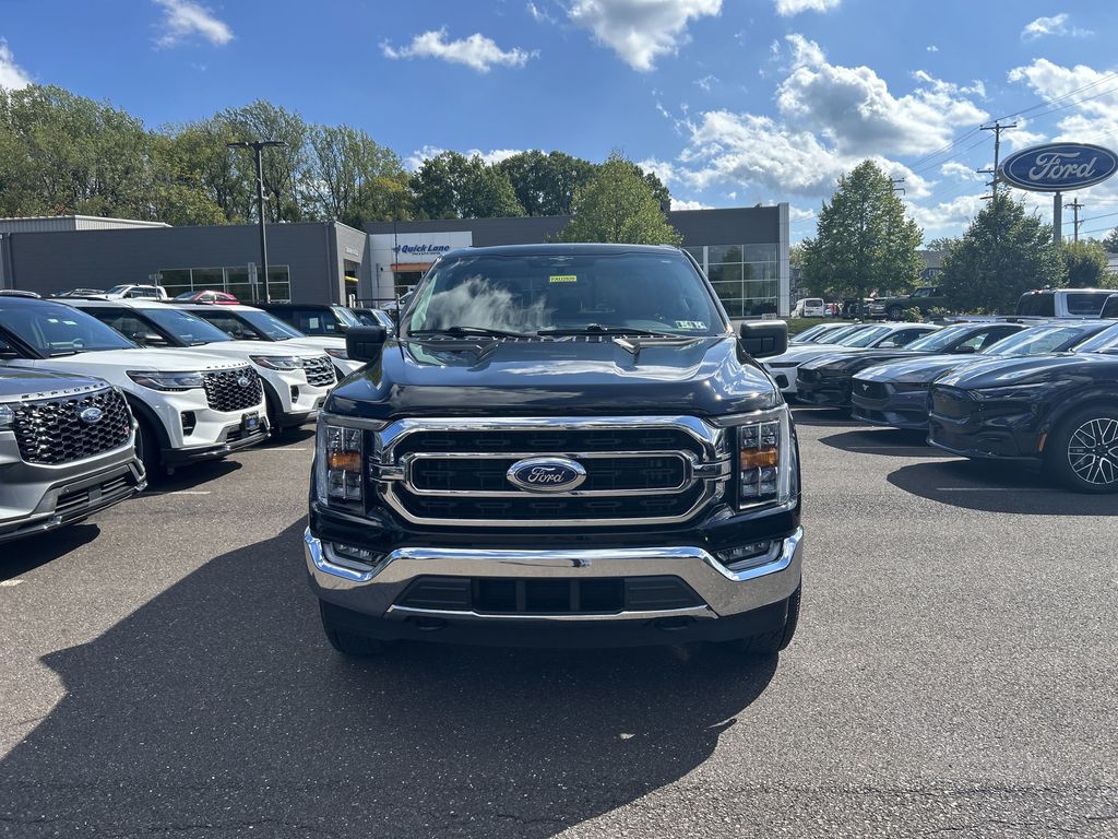 2023 Ford F-150 XLT photo 2