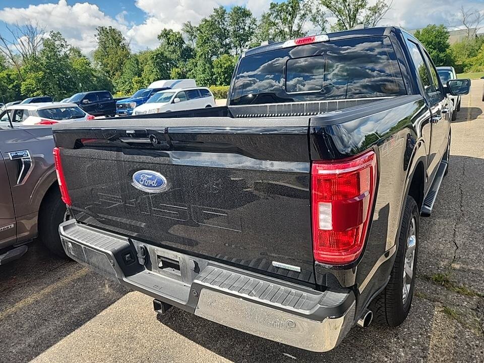 2023 Ford F-150 XLT photo 3