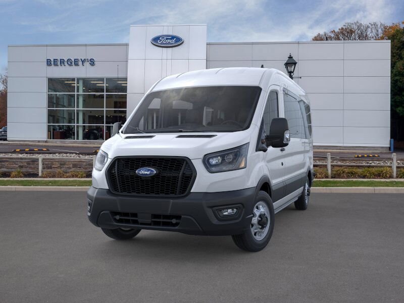 2024 Ford Transit photo 2