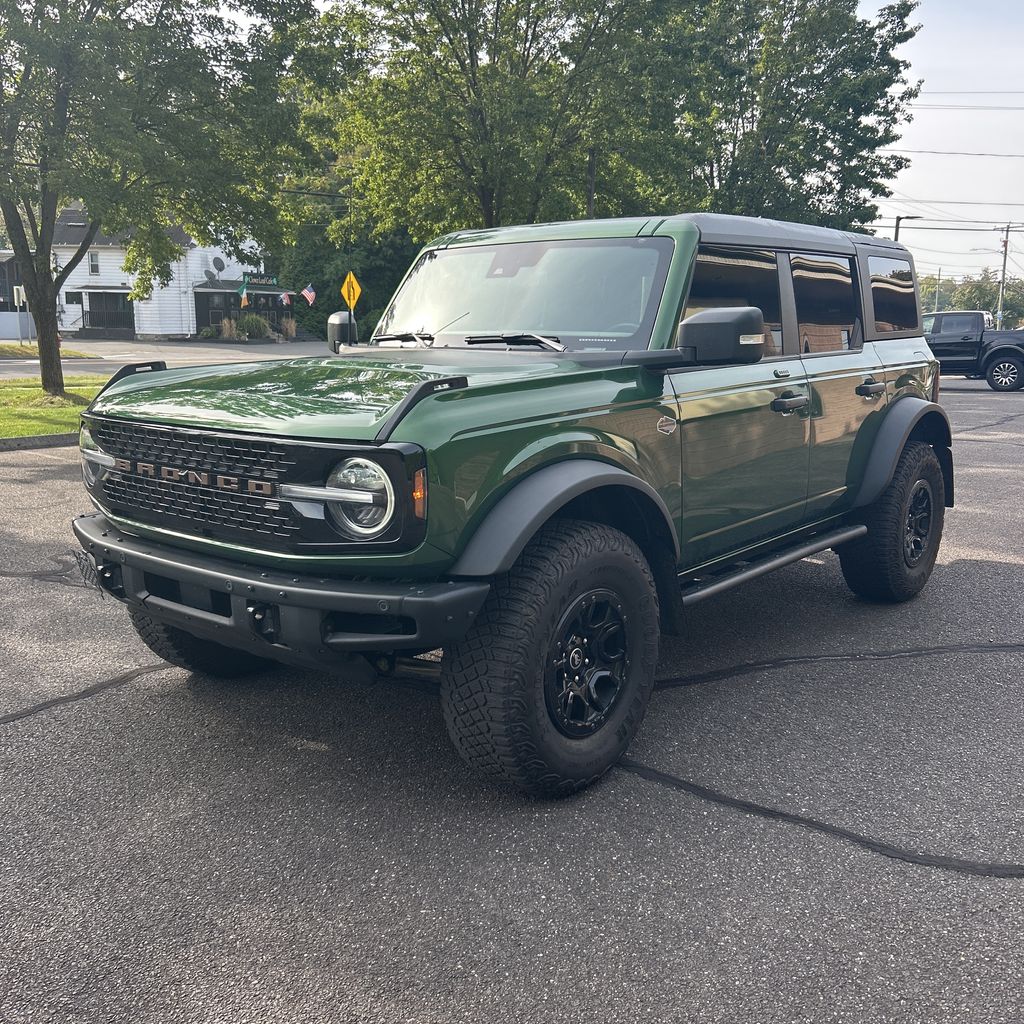 2023 Ford Bronco Wildtrak photo 2