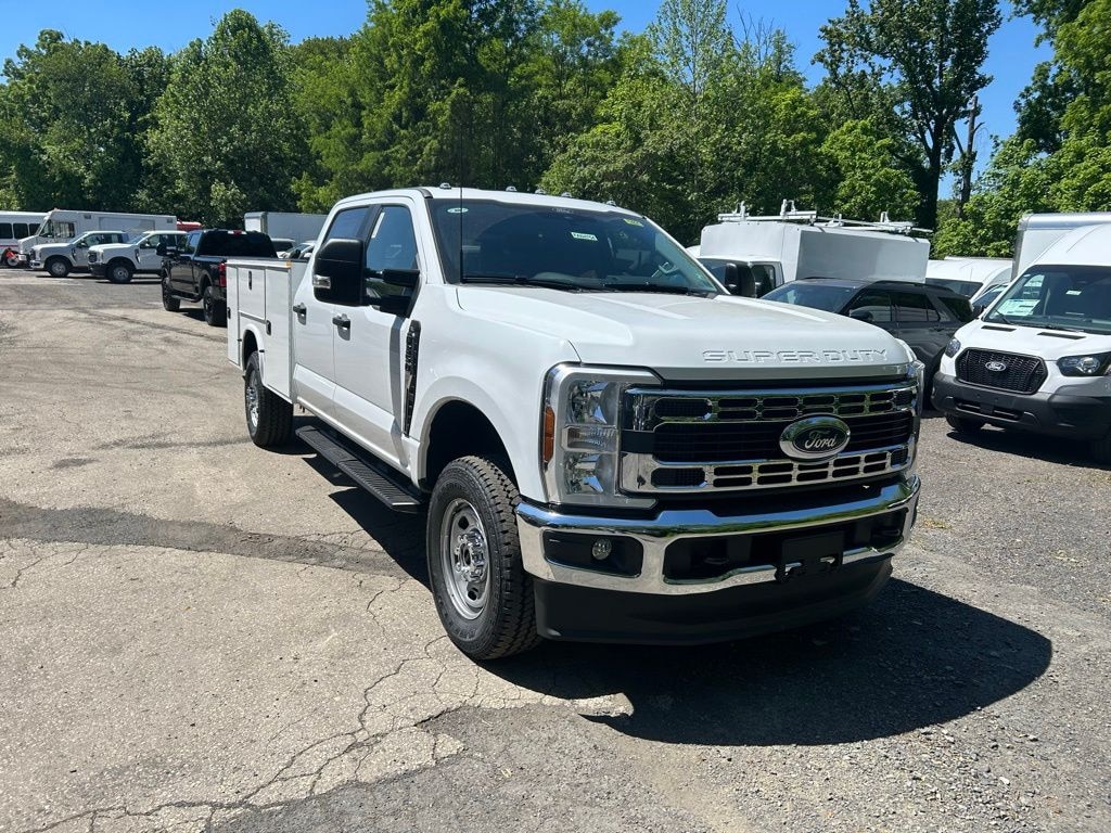 New 2026 Ford F-350SD XL Chassis