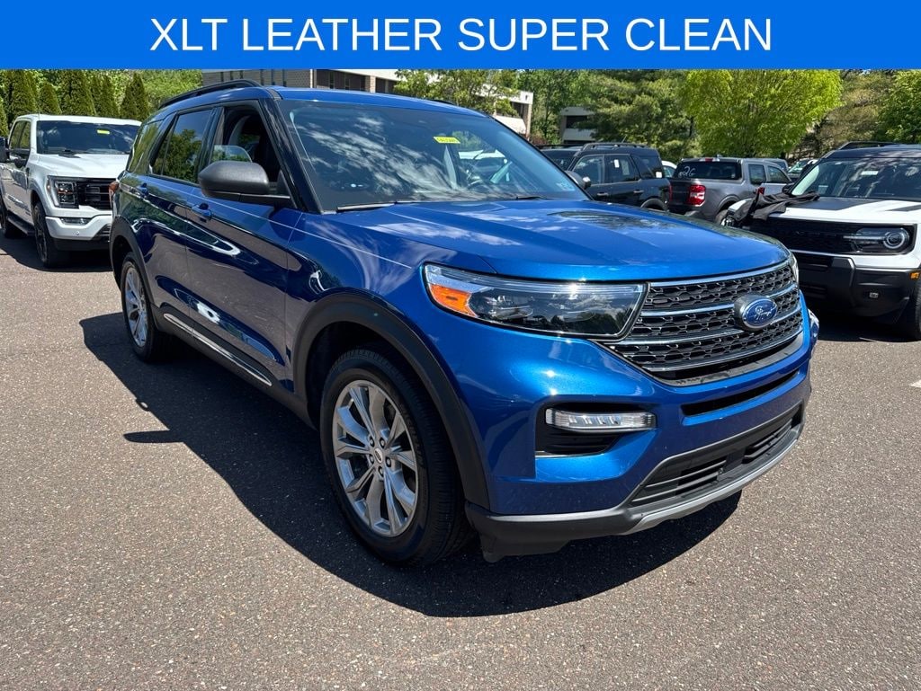 Certified 2023 Ford Explorer XLT with a Moonroof SUV