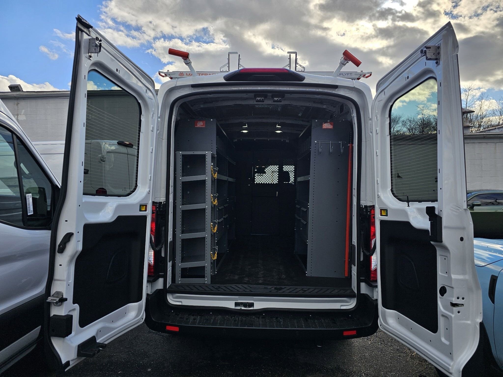 2024 Ford Transit photo 3