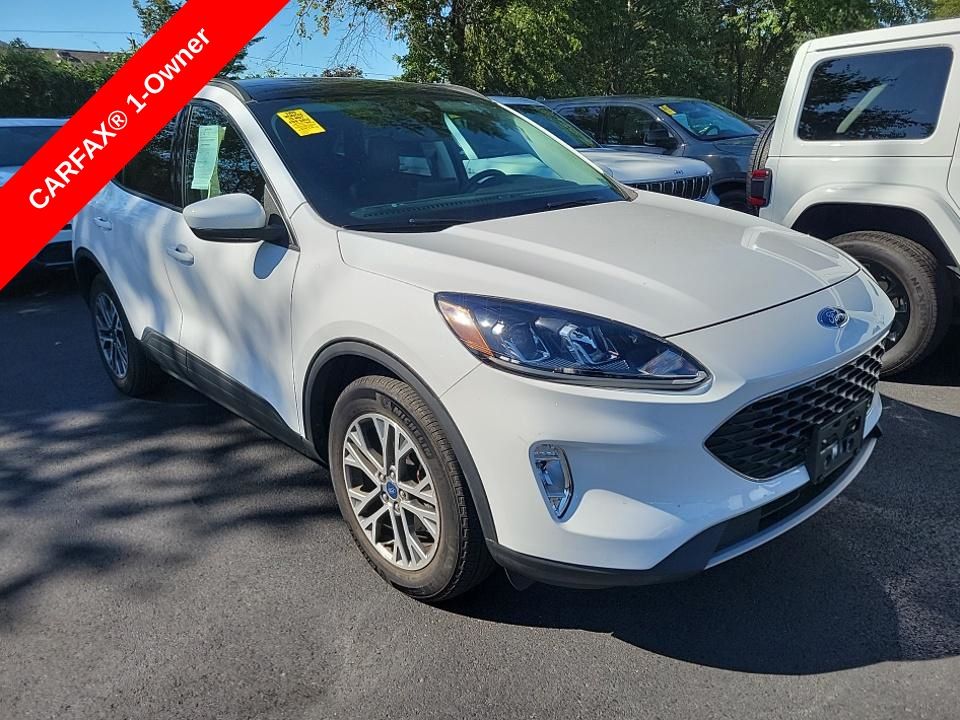 2022 Ford Escape SEL photo 2