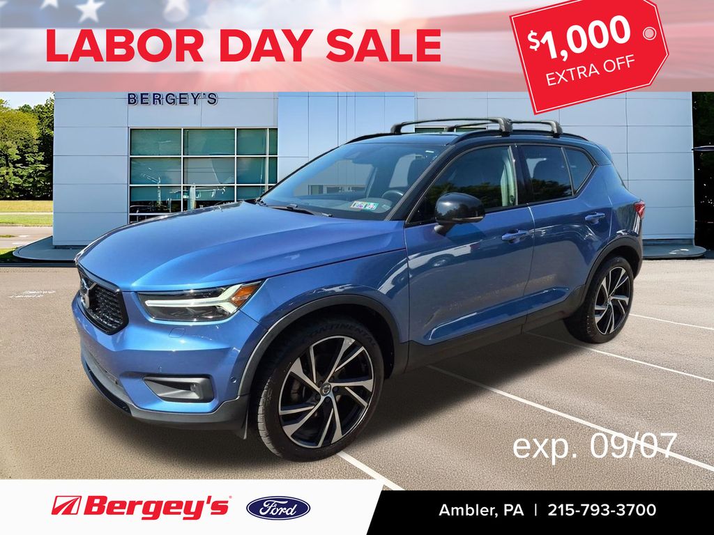 2020 Volvo XC40