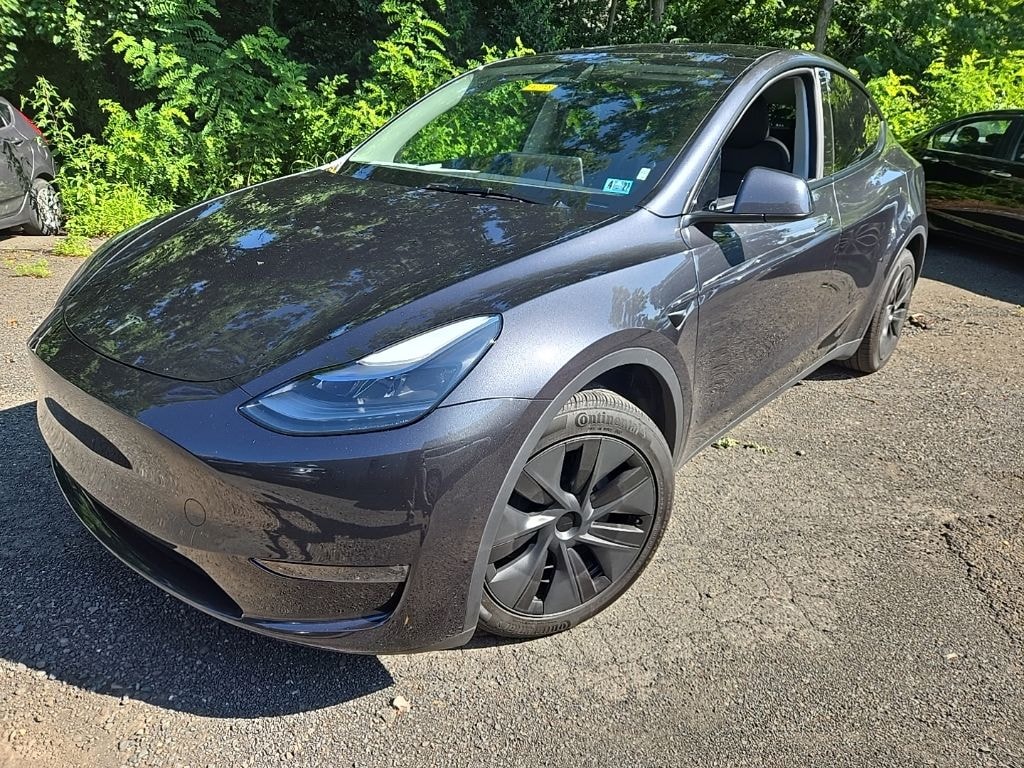 Used 2025 Tesla Model Y Long Range SUV