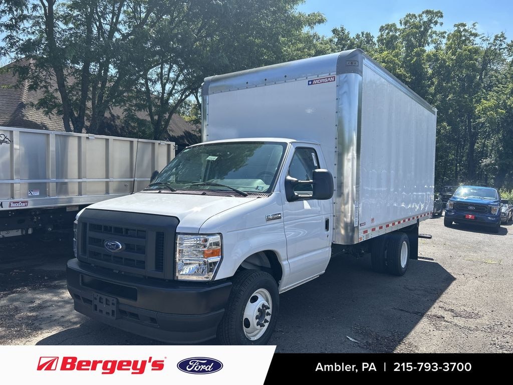 New 2025 Ford E-350SD Base Cab/Chassis
