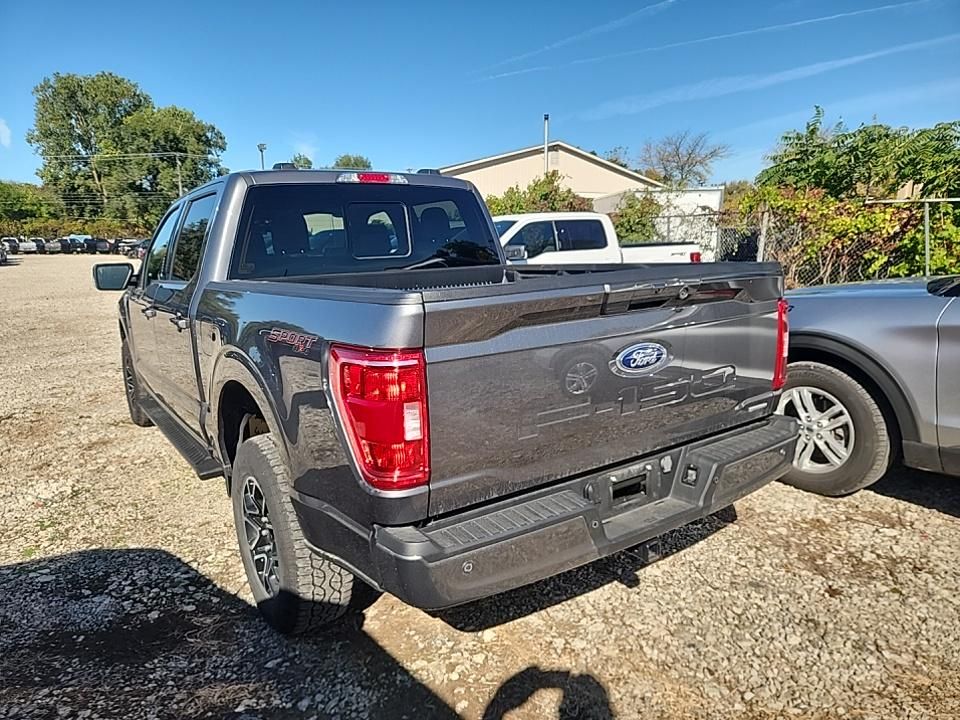 2023 Ford F-150 XLT photo 3