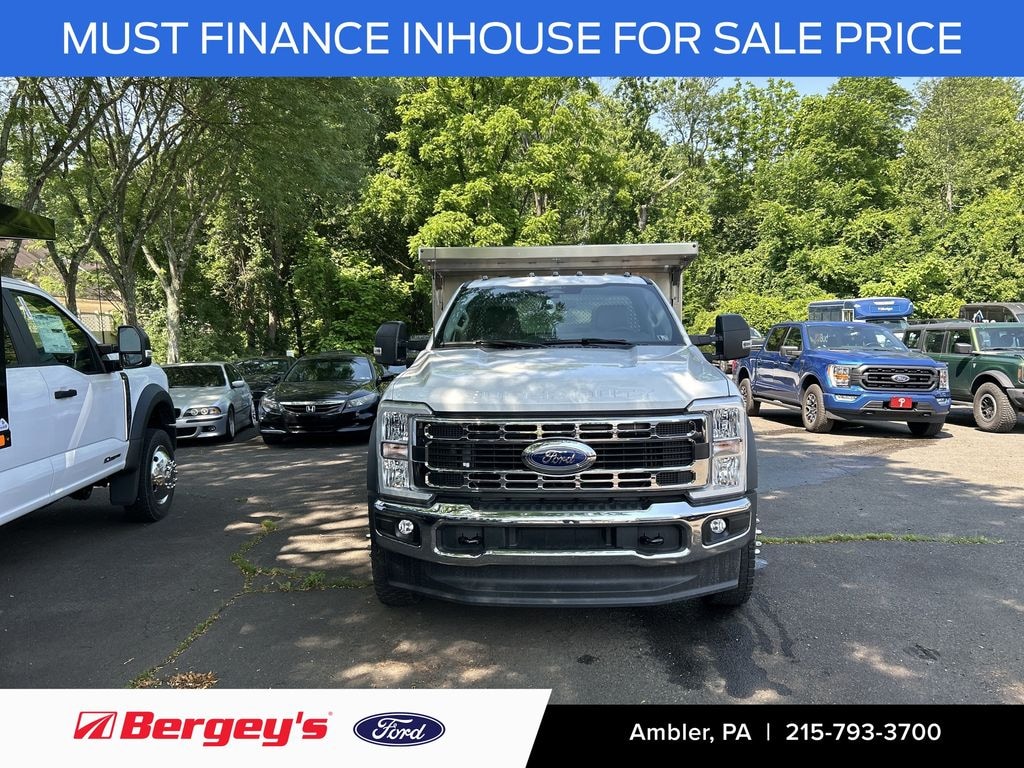 New 2024 Ford F-450SD XL Chassis