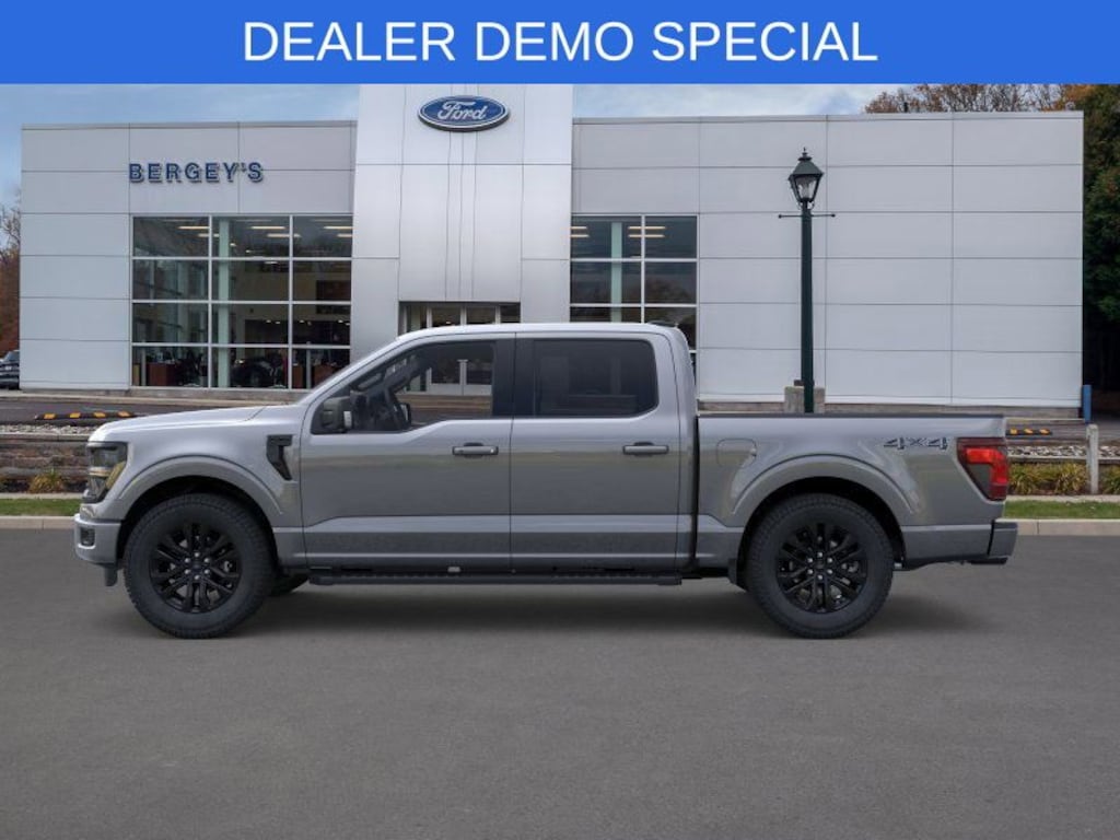New 2026 Ford F-150 XLT 2.7L Black Appearance Pkg Truck