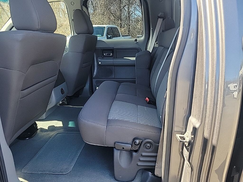 Used 2005 Ford F-150 XLT Truck